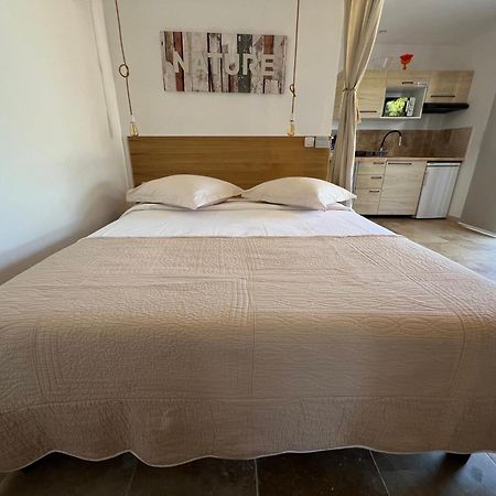 Homestay Bormes Exterior foto