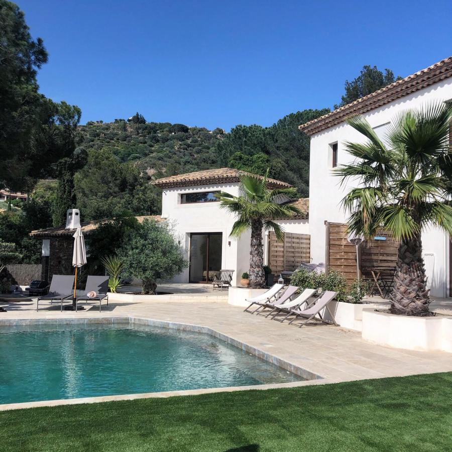 Homestay Bormes Exterior foto