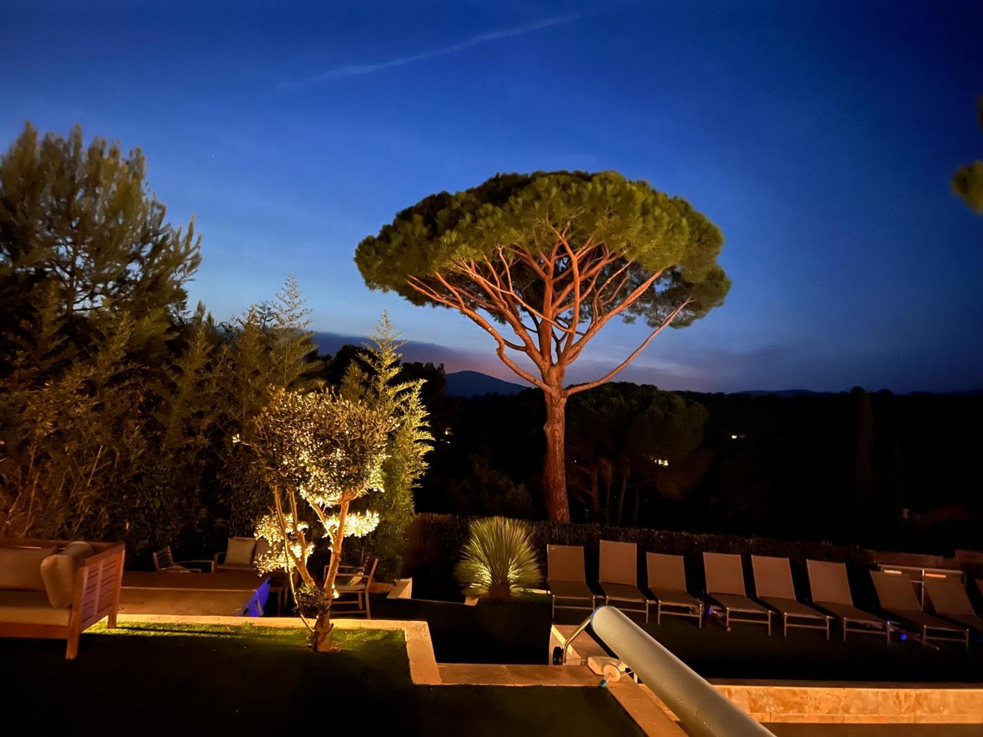 Homestay Bormes Exterior foto