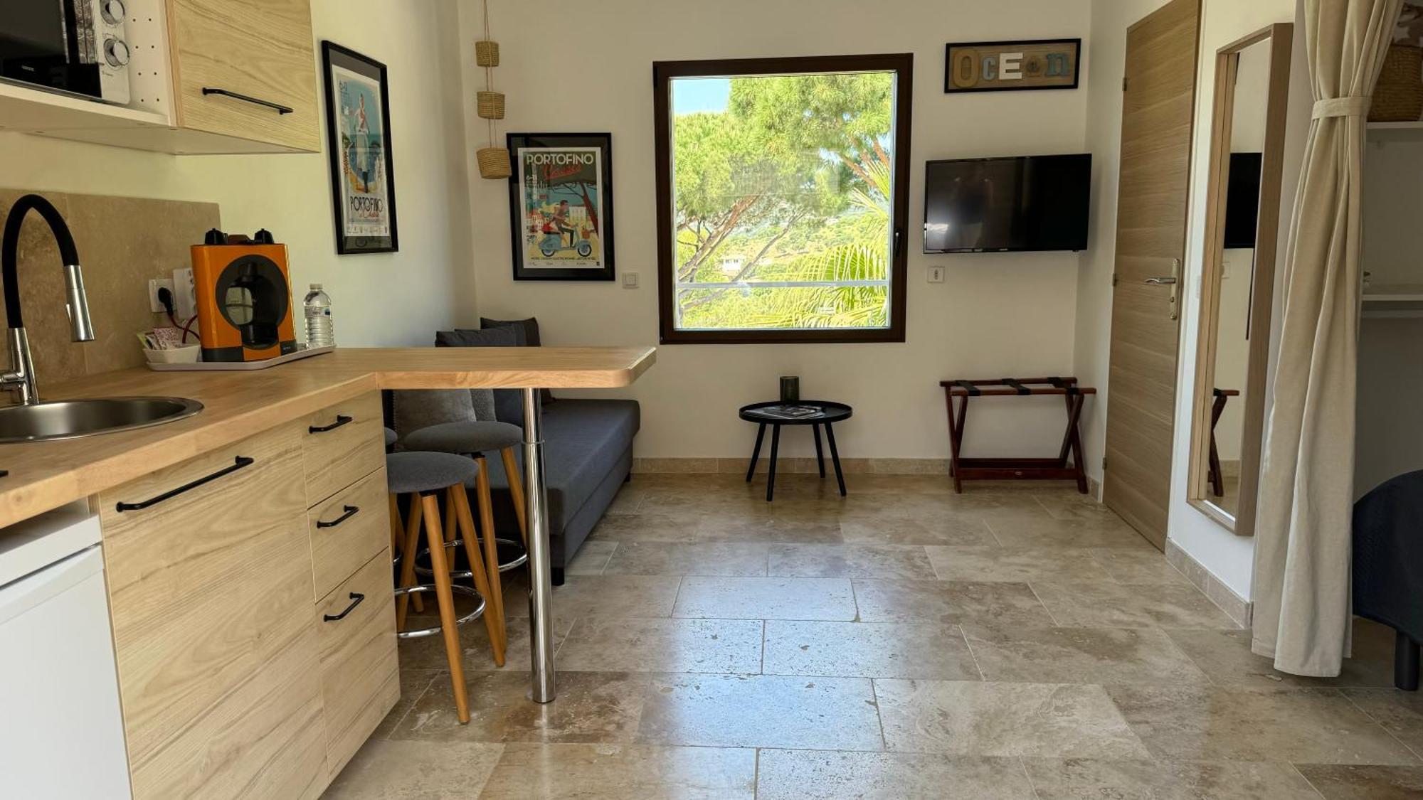 Homestay Bormes Exterior foto