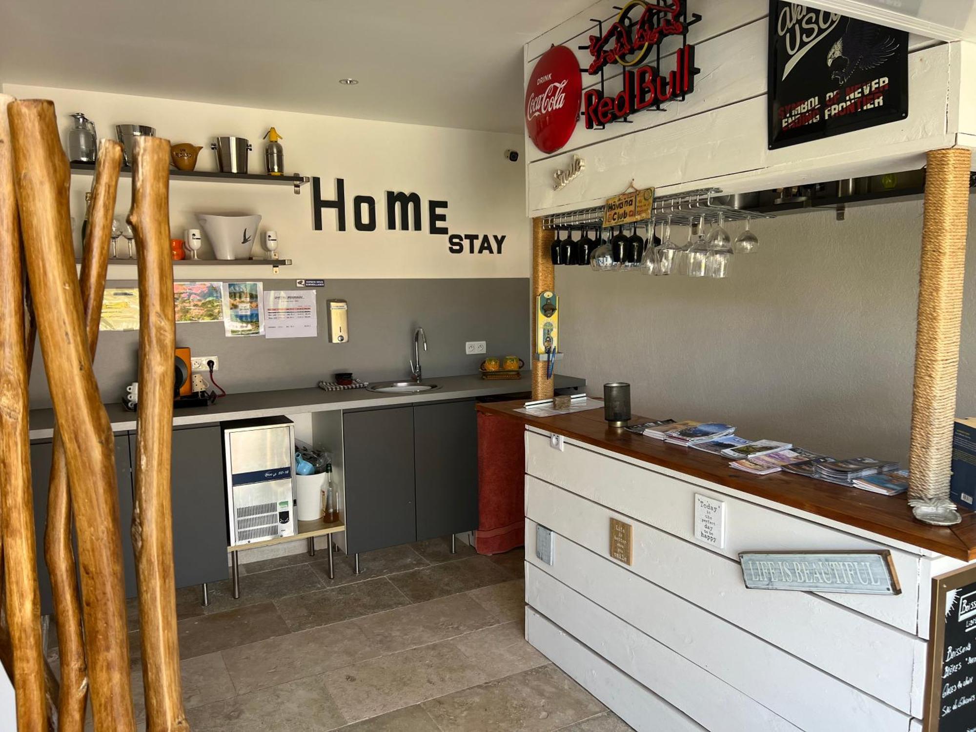 Homestay Bormes Exterior foto