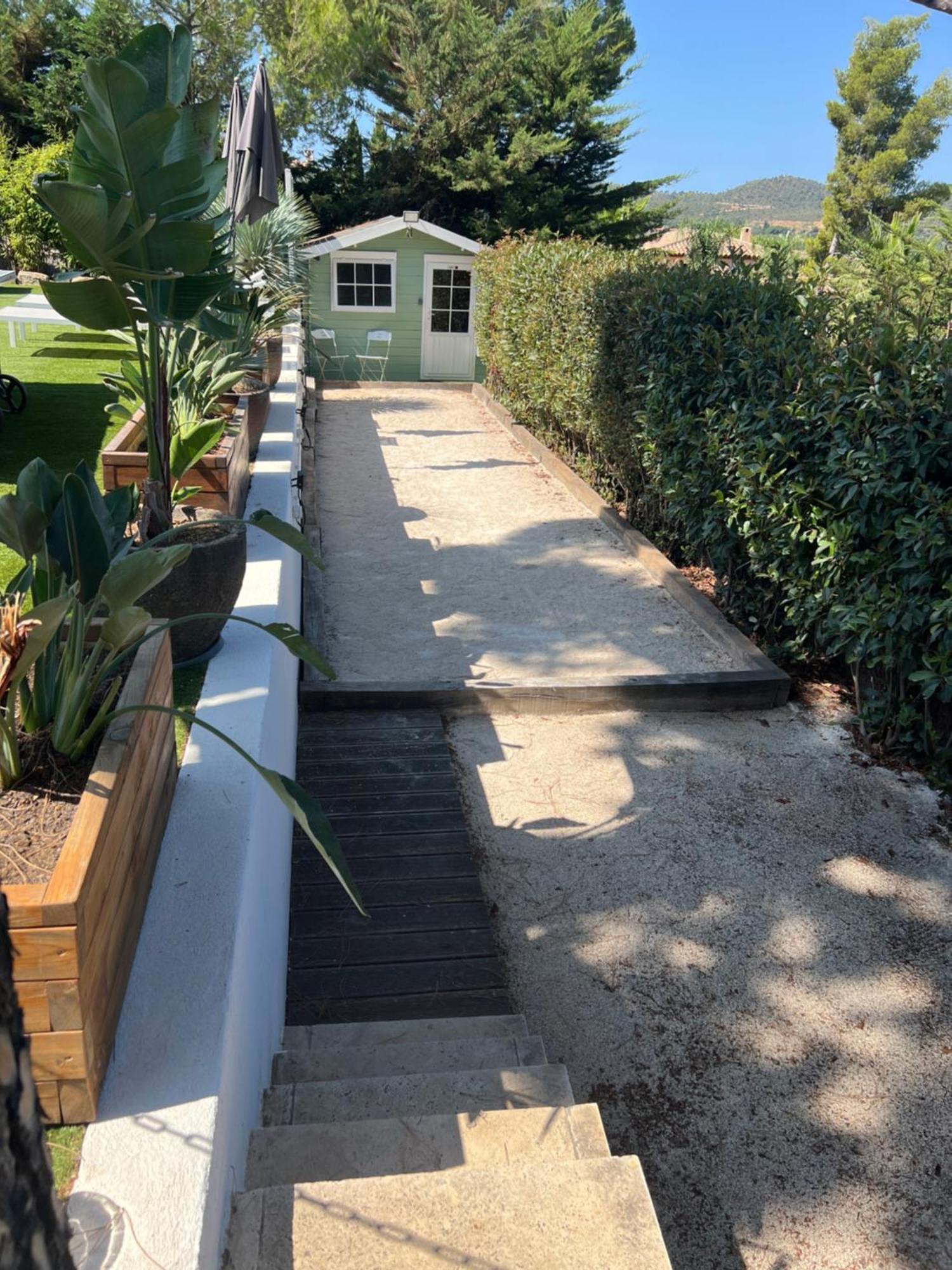 Homestay Bormes Exterior foto